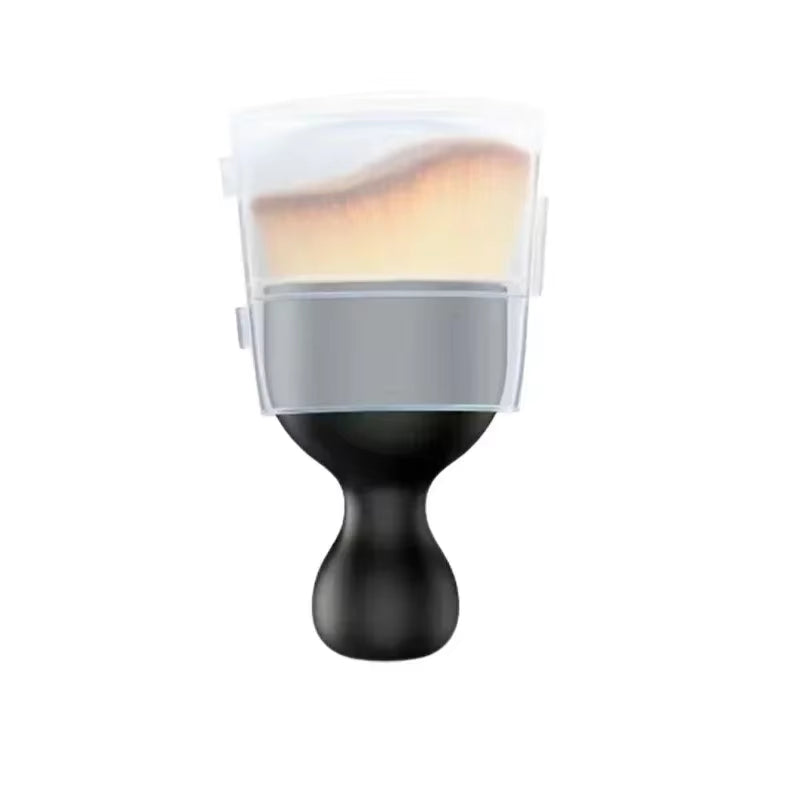 Soft detailing brush with protective cap